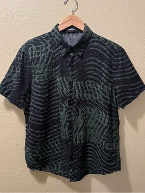 Men’s Medium Vatpave Black Green Graphic Print Button Up Short Sleeve Shirt